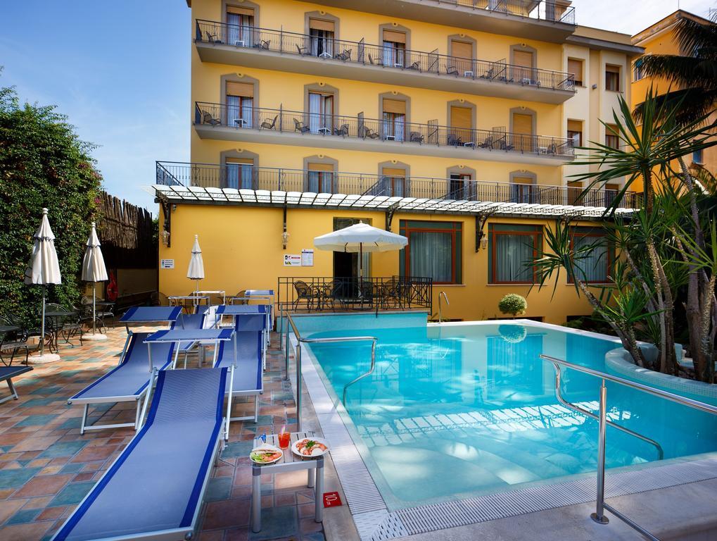 Hotel Zi' Teresa Sorrento Eksteriør bilde